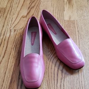 Pink Enzo Angiolini Flat 8.5 shoes